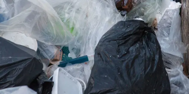 Plastikaffald Blanedet plast